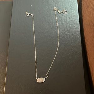 Kendra Scott Pendant necklace